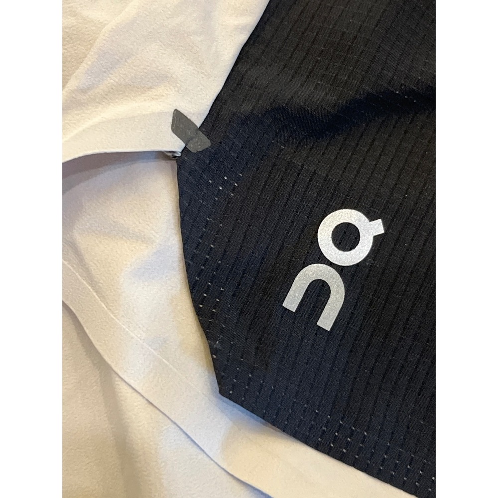 On Running‎ Lightweight Shorts Mens XXL Grey Black Swiss Engineering Athletic